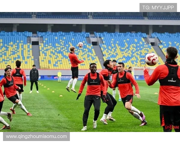 中超联赛新赛季展望:豪门球队角逐、年轻球员崛起与战术革新 中超联赛新赛季展望:豪门球队角逐、年轻球员崛起与战术革新